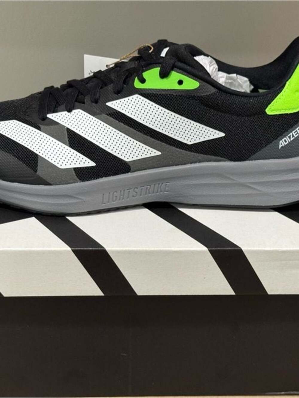 NIB Adidas Adizero RC 4 Running Shoes, 9M, Black & Neon